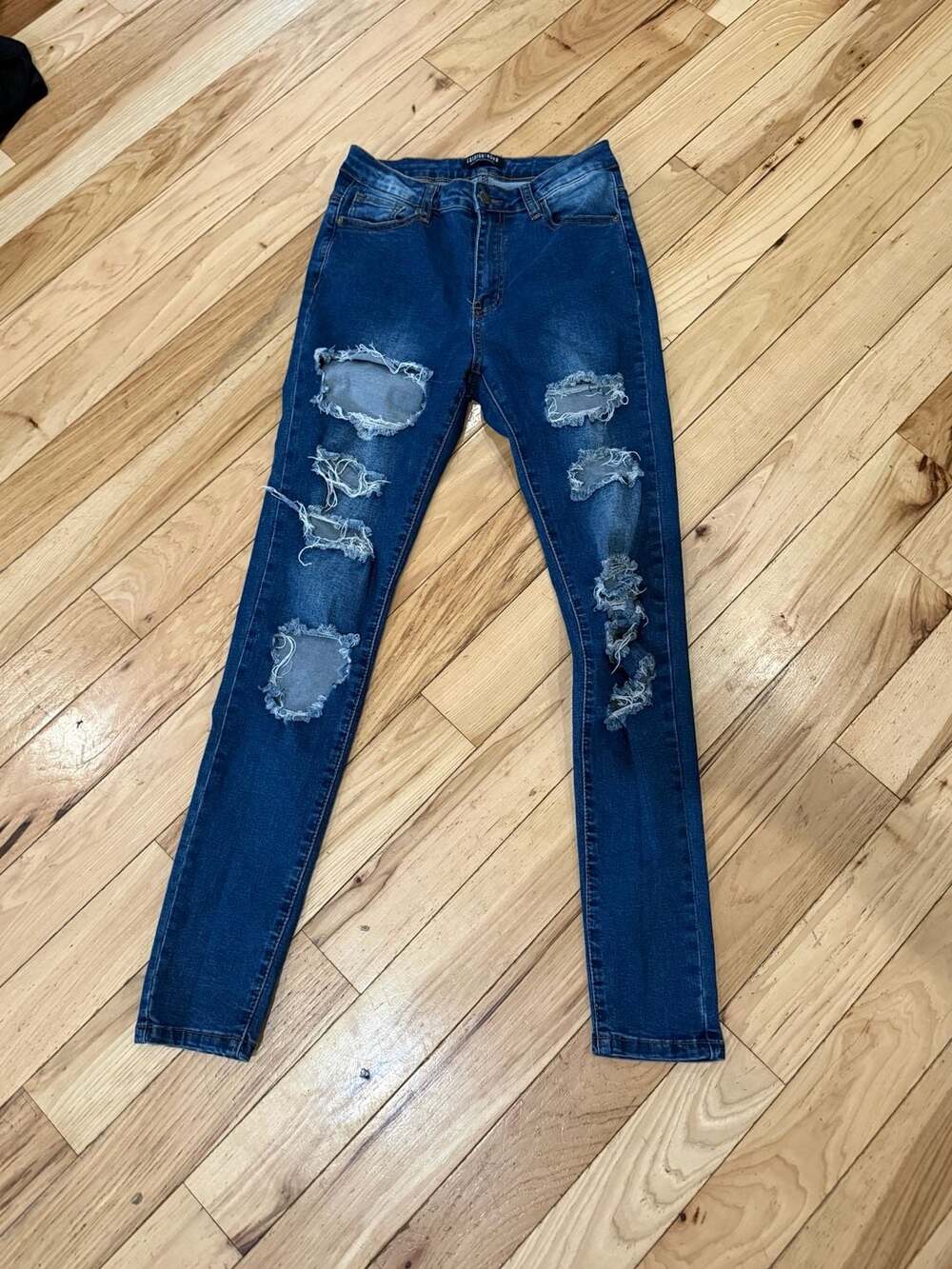 Fashion Nova Women's Distressed Skinny Dark Blue Jeans